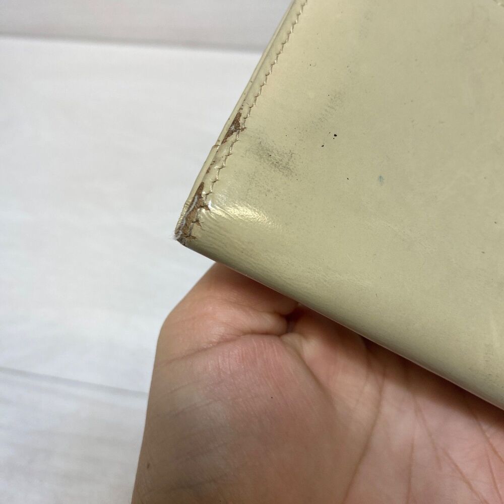 Gucci Bi-Fold Long Womens Wallet GG Monogram Authentic Beige W Gold Clasp - Picture 7 of 16